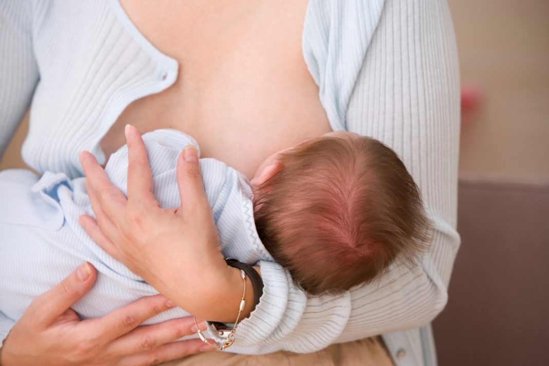 Top 10 Things Only Breastfeeding Moms Can Relate To