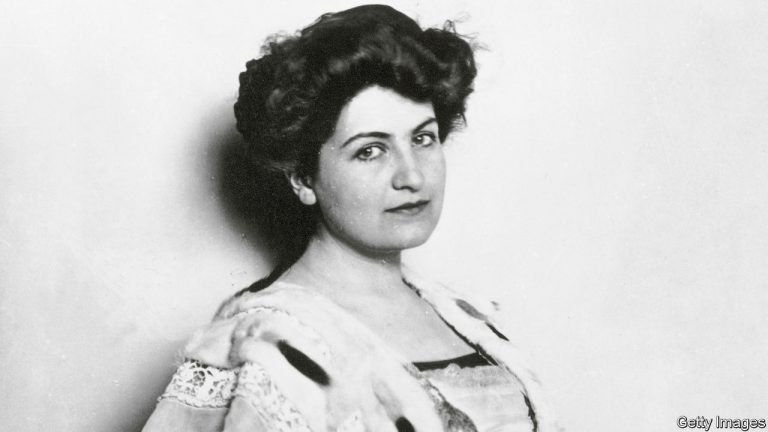 Top 10 Scandalous Women in History