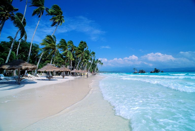 Top 10 Beaches in the World