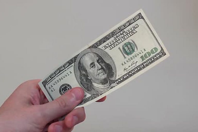 Top 10 Ways to Spend a Hundred Dollars