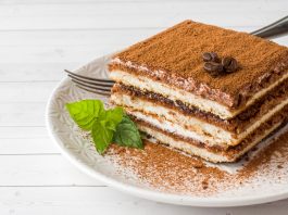 Top 10 Must-Try Desserts All Over the World