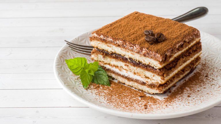 Top 10 Must-Try Desserts All Over the World